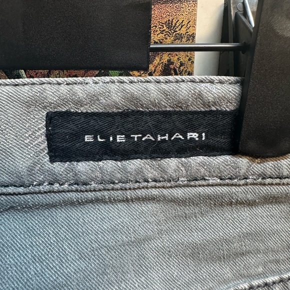Elie Tahari jeans size 2 - Picture 5 of 6